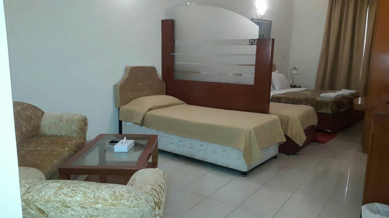 Al Raien Hotel Apartment Dubái Exterior foto